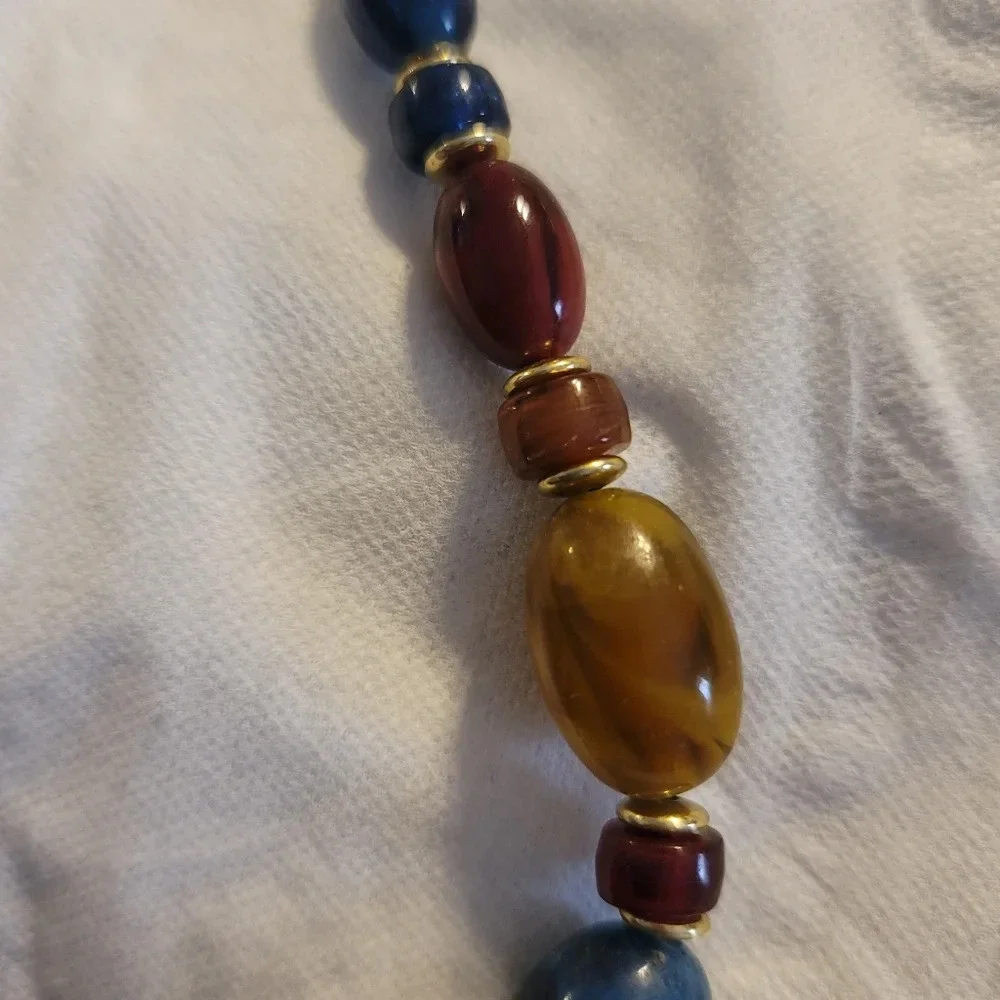 Pretty jewel tone necklace